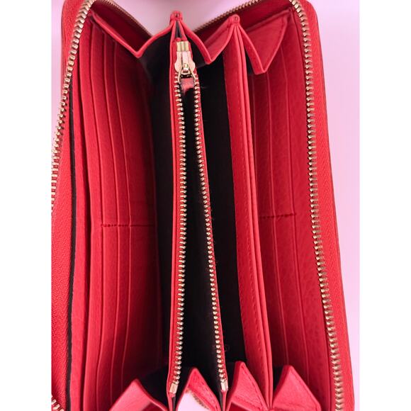 Gucci Pebbled Calfskin Soho Zip Around Wallet - Picture 5 of 9